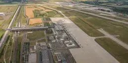 aeropuerto en la fp de transporte y logistica